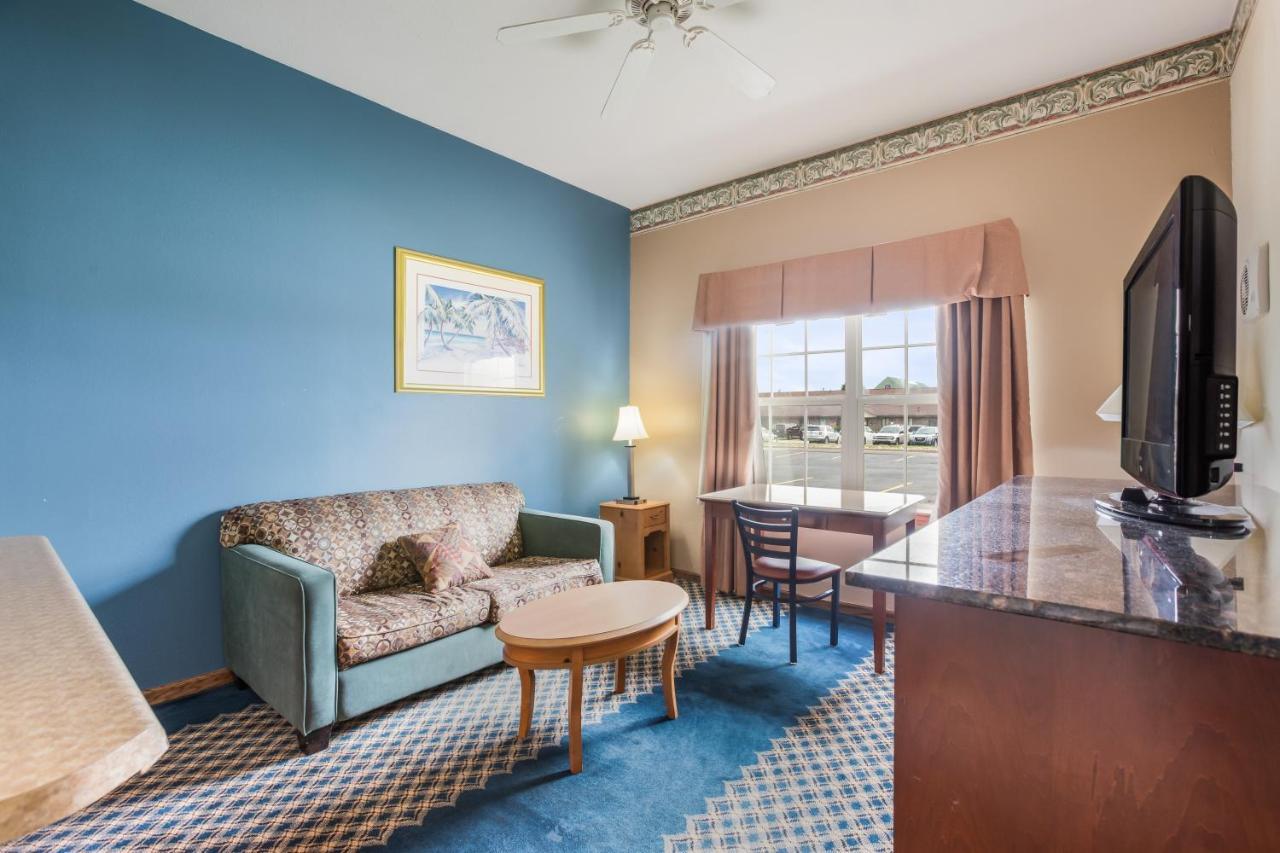 Americas Value Hotel